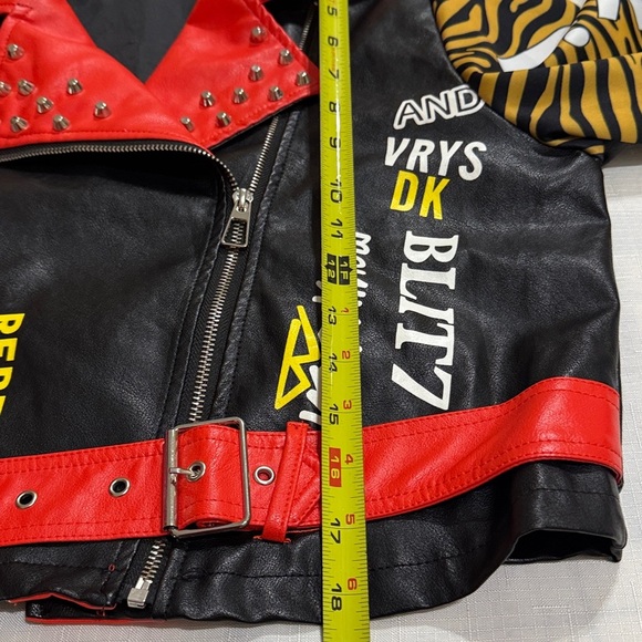 (T2) Vintage Y2K Punk Rock Crop Biker Jacket, Size M,80s Style, with Studs - Picture 11 of 16